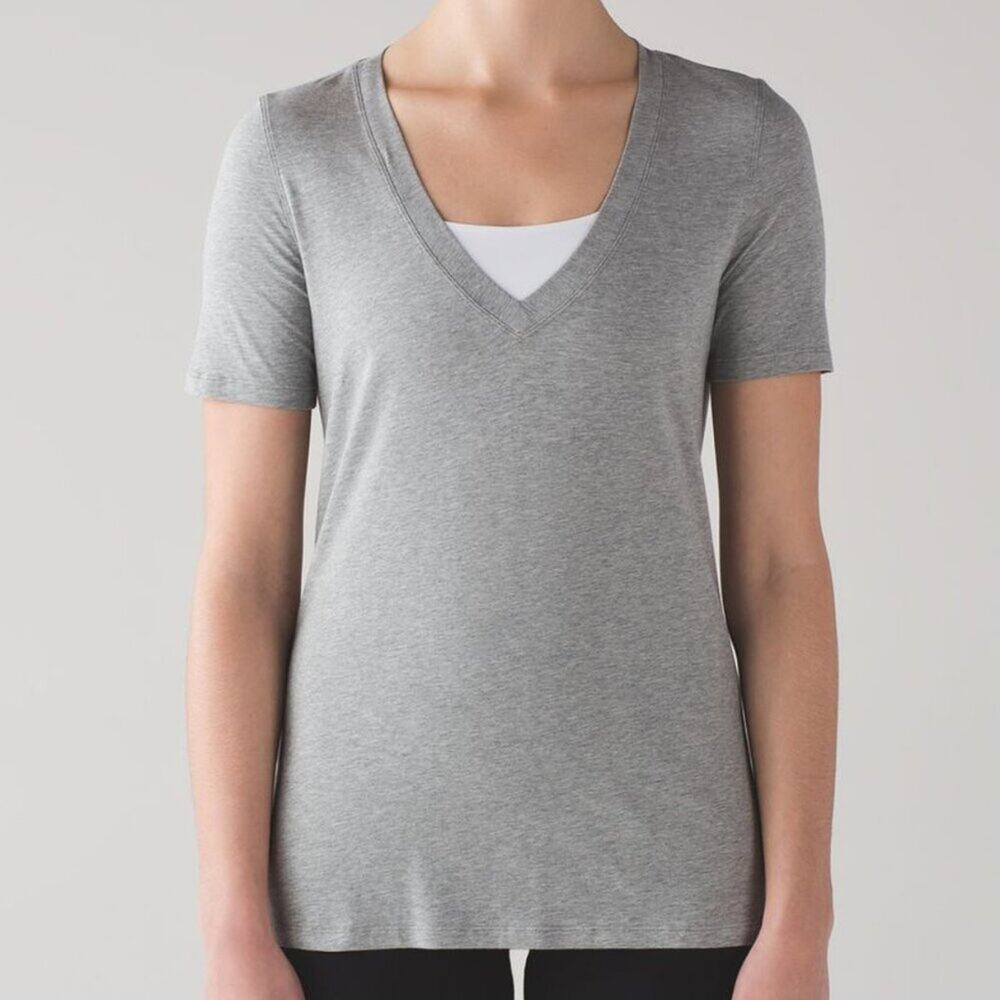 Lululemon Athletica Women's Love Tee IV in Heathered Medium Grey